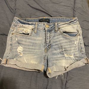 Aeropostale Light Wash w/Rips Midi Jean Shorts